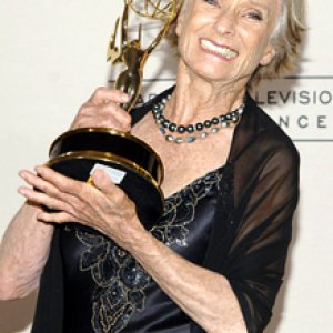 Cloris Leachman at the Creative Arts Emmy Awards in August 2006