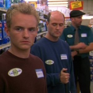 2x14 Hal Quits