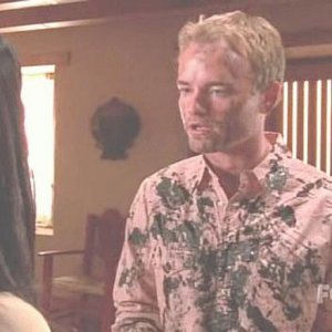 5x01 Vegas