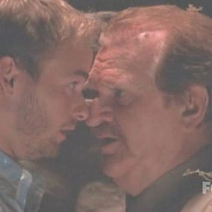 5x01 Vegas
