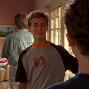3x01 Houseboat (1)