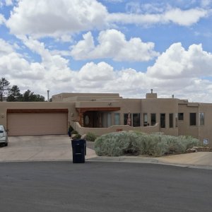 Hank & Marie Schrader's house.