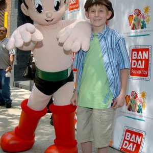 Erik at the Kids For Kids Celebrity Carnival, May 1, 2004