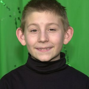 Erik Per Sullivan at the 'Return to Never Land' premiere (2002)
