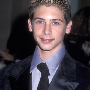 Justin Berfield at the 28th Annual Vision Awards