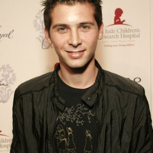 Justin Berfield at Jaime Pressly's "J'Aime" fashion launch