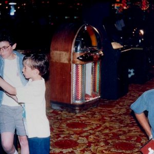 Todd Holland directing the movie 'The Wizard' (1989)