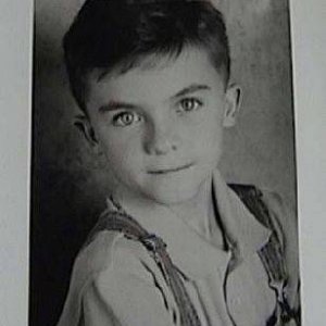 Frankie Muniz early publicity still