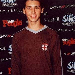 Justin Berfield at Teen People's 2003 Artist of the Year After Party