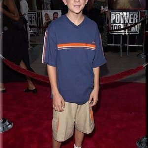 Frankie Muniz at 'Nutty Professor II: The Klumps' Los Angeles Premiere