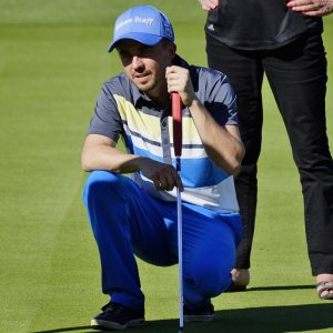 Frankie Muniz at the Frank Sinatra Celebrity Golf event