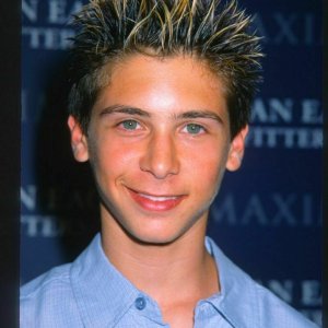 Justin Berfield at American Eagle Outfitters Showroom party