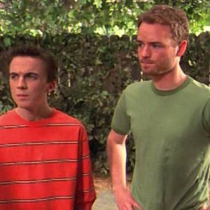 5x21 Reese Joins The Army (1)