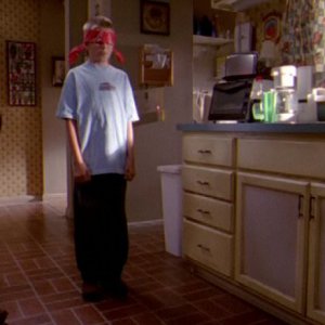6x05 Kitty's Back