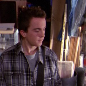6x07 Hal Sleepwalks