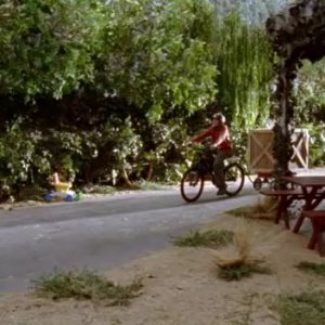 7x05 Jessica Stays Over