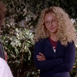 7x05 Jessica Stays Over