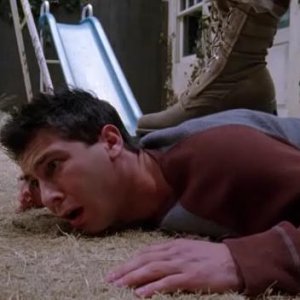 7x08 Army Buddy
