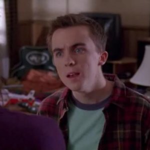 7x16 Lois Strikes Back