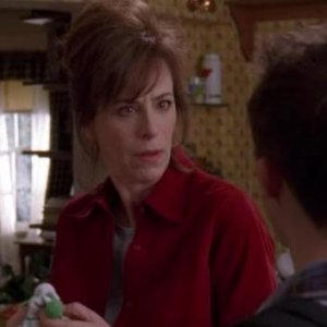 7x16 Lois Strikes Back
