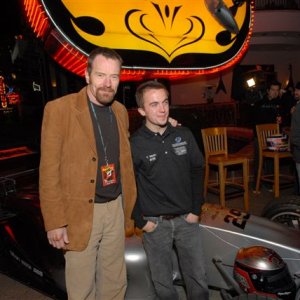 Frankie Muniz Announces 2008 Racing with Bryan Cranston