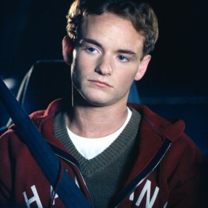1x07 Francis Escapes still