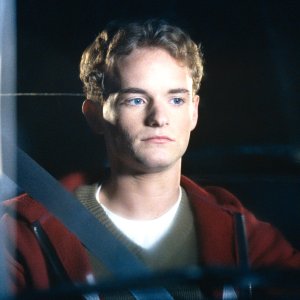 1x07 Francis Escapes still