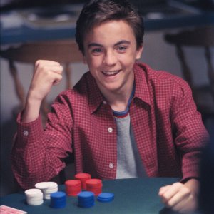 3x08 Poker still