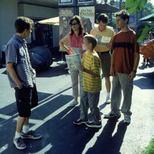 4x01 Zoo still