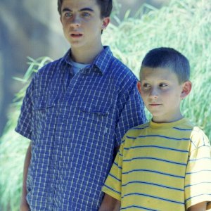4x01 Zoo still
