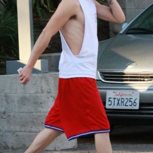 Frankie Muniz Leaving the GYM