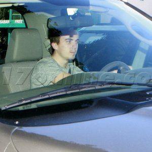 Frankie Muniz Lunch at Mandarette Chinese Cafe