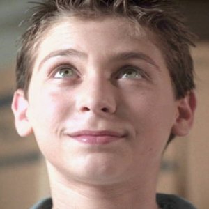Justin Berfield in 'Mom, Can I Keep Her?' (1998)