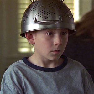 Erik Per Sullivan in 'Unfaithful' (2002)