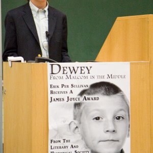 Erik Per Sullivan receives the 'James Joyce Award' (2007)