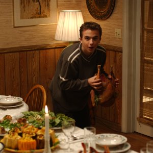 5x04 Thanksgiving still