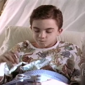 Frankie Muniz in 'Miracle In Lane 2' (2000)