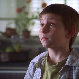 Erik Per Sullivan in 'Unfaithful' (2002)