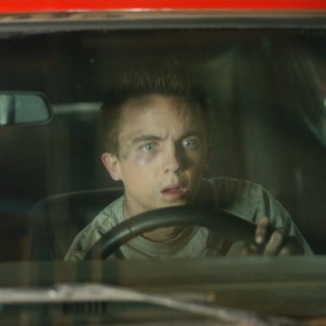 6x09 Malcolm's Car still
