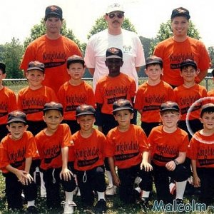 Little Frankie Muniz playing Little League baseball