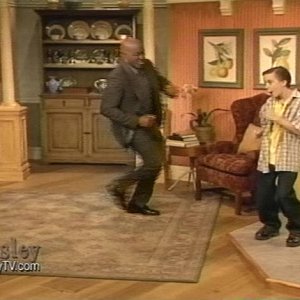 Frankie Muniz chats and cooks on the Ainsley Harriott Show