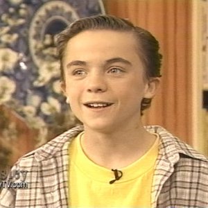 Frankie Muniz chats and cooks on the Ainsley Harriott Show