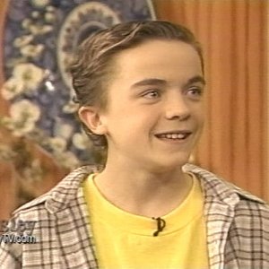Frankie Muniz chats and cooks on the Ainsley Harriott Show