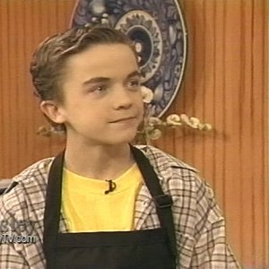 Frankie Muniz chats and cooks on the Ainsley Harriott Show