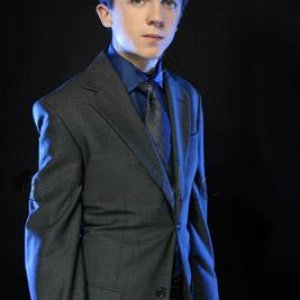 Frankie Muniz photo shoot blue glow 5