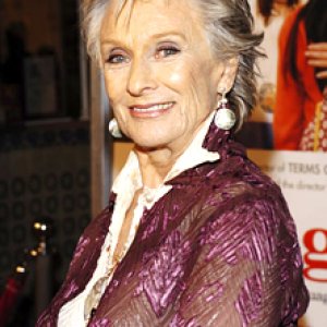 Cloris Leachman at the Premiere of "Spanglish" December 2004