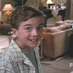1x05 Malcolm Babysits
