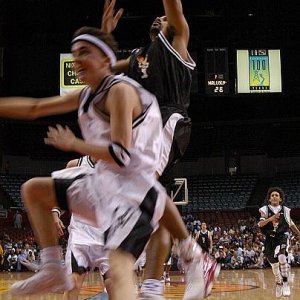 Frankie in HoopLA 2004 game