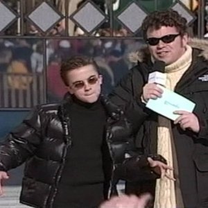 Frankie Muniz on MTV's Celebrity Say What? Karaoke, 2001