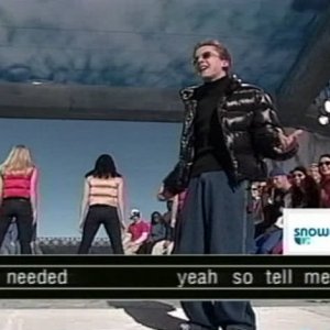 Frankie Muniz on MTV's Celebrity Say What? Karaoke, 2001